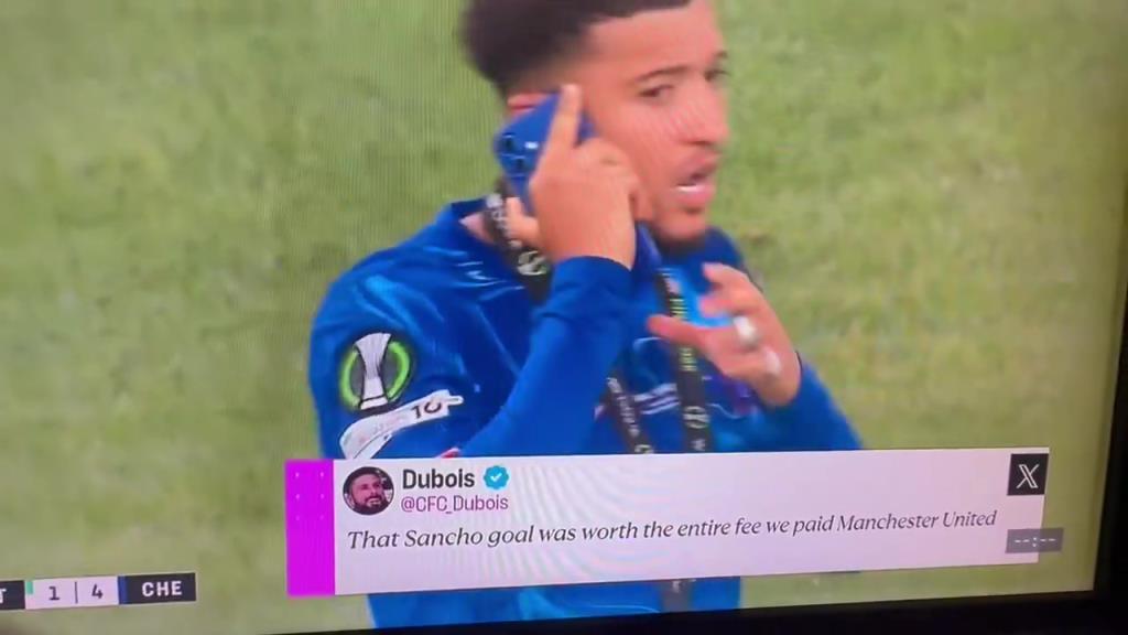 直接攤牌！桑喬賽后在場上煲電話粥，大聲說自己不回曼聯(lián)